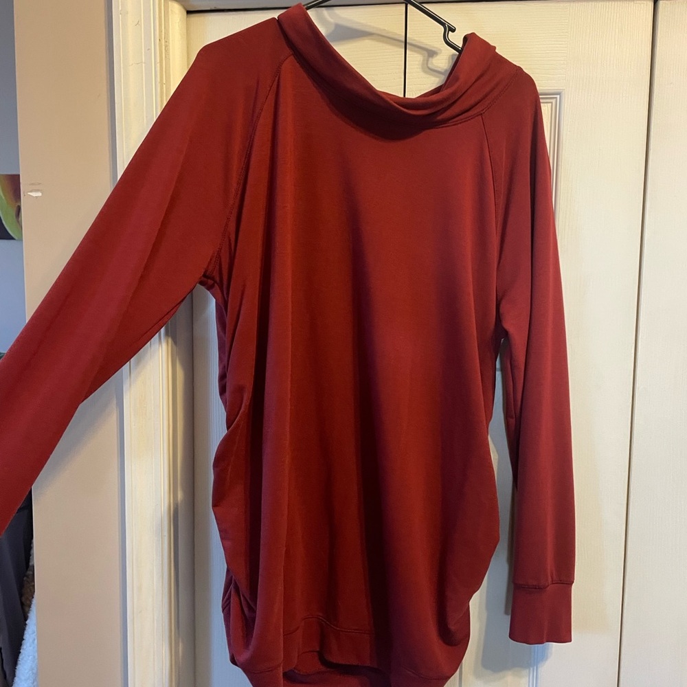 Isabel by Ingrid & Isabel Red Top XXL MATERNITY